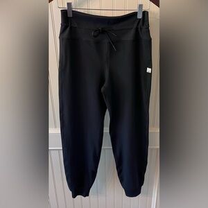 Vuori Daily Leggings Black Drawstring Moisture Wicking Woman’s Medium